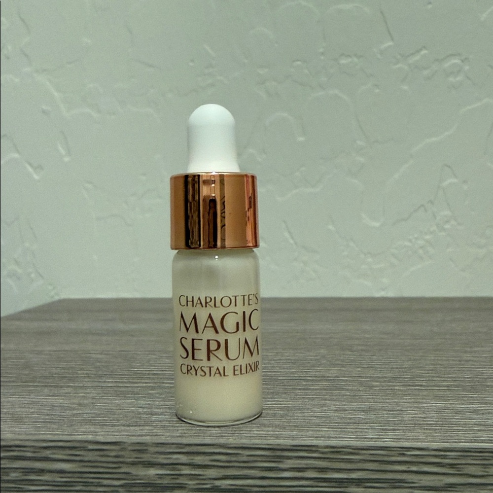 Charlotte’s Magic Serum Crystal Elixir 3.6 mL - Picture 5 of 6